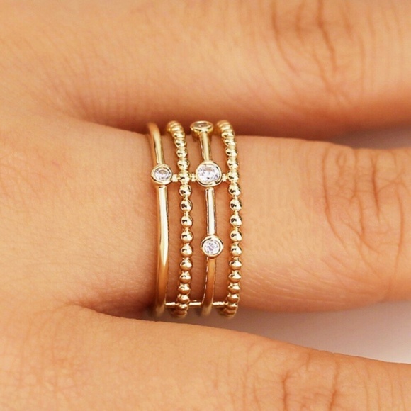 Luxury 18k Yellow Gold Plated White Sapphire Ring - Picture 4 of 4